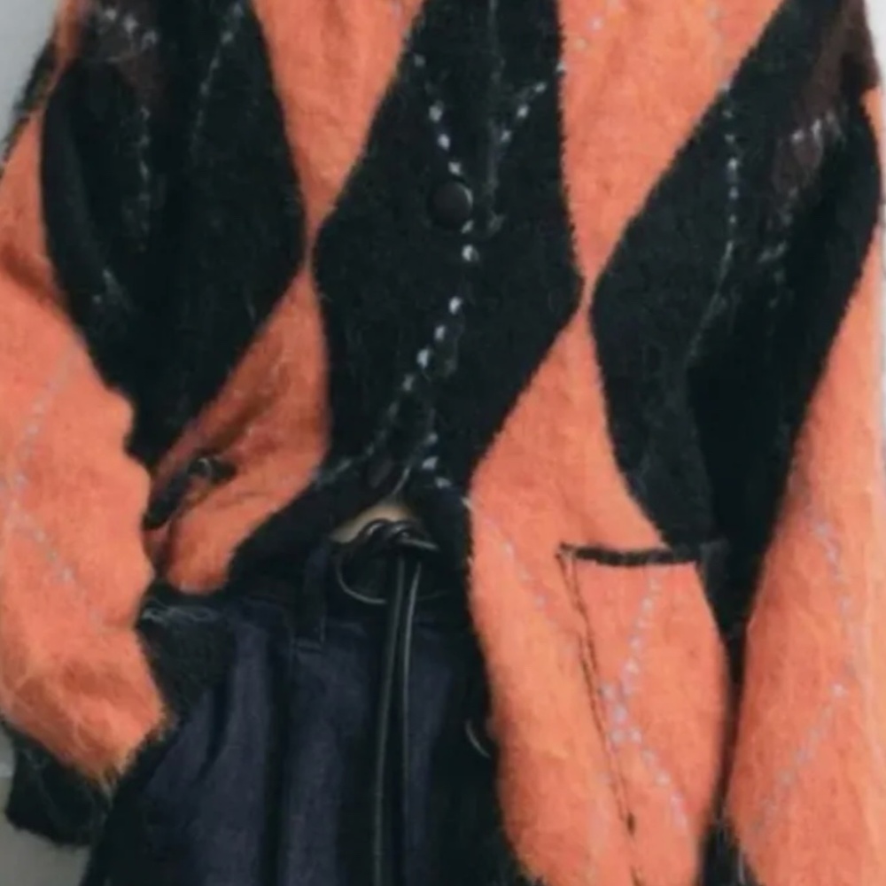 Zara NWT chunky knit jacquard sweater/cardigan